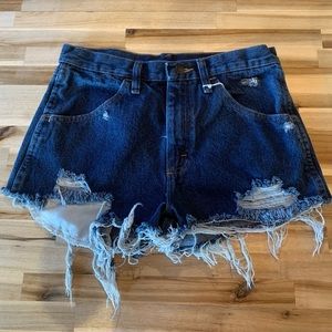 dark wash, rustler shorts